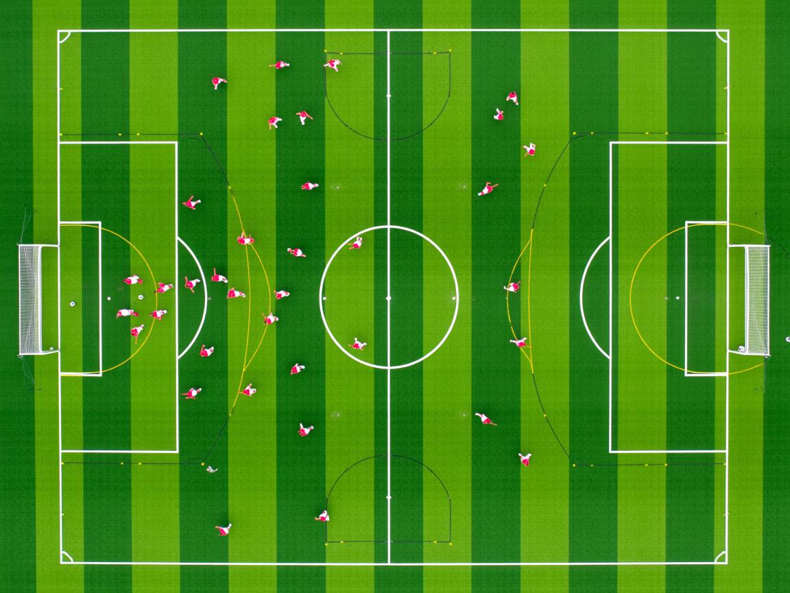 kaiyun开云体育-欧冠“金边战役”：最值得铭记的决战场景，金边经济  第3张